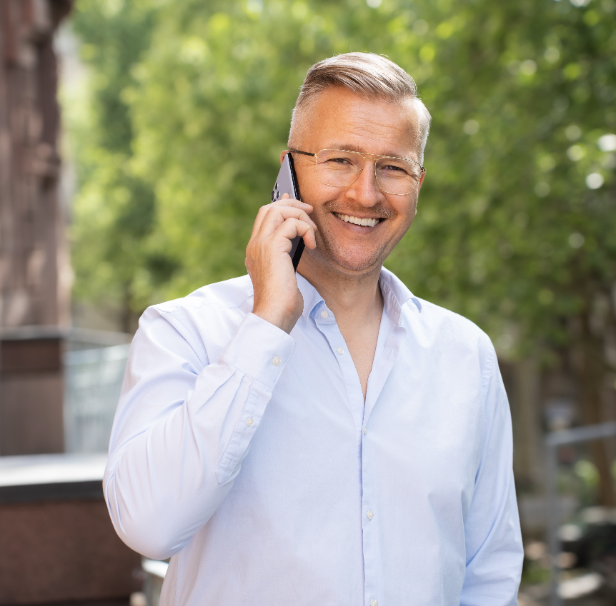 Dennis Ulrich, Geschäftsführer